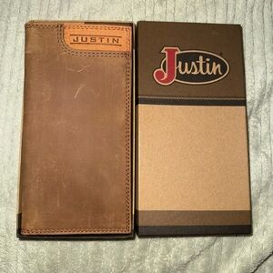 Justin Men's Two Tone With Emboss Logo Rodeo Wallet